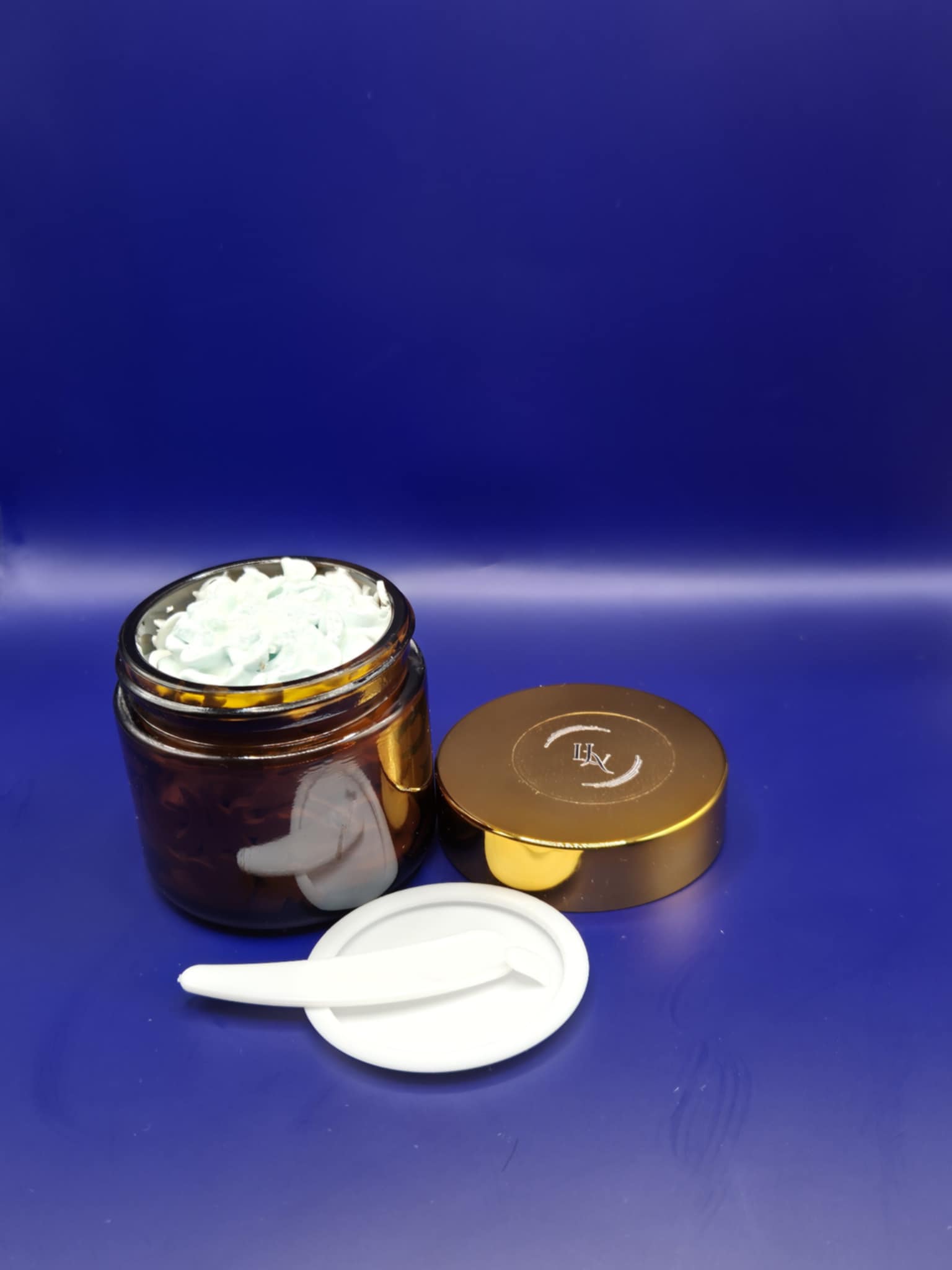 All natural Whipped body butter with Vanilla fragrance oil