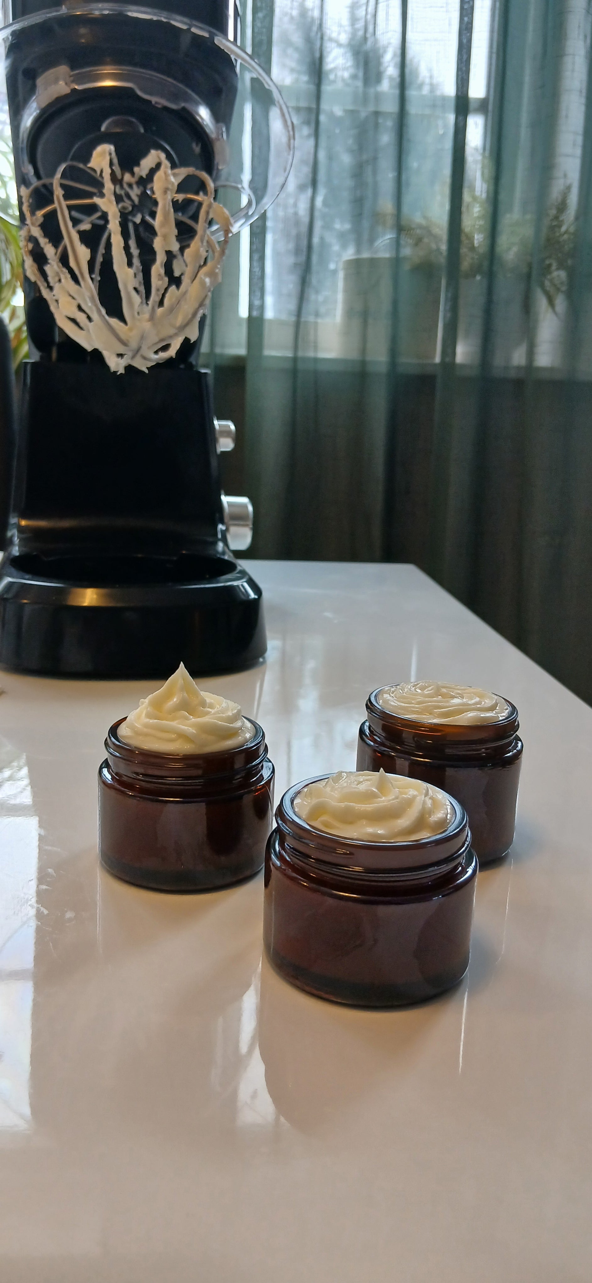 All natural Whipped body butter with Vanilla fragrance oil